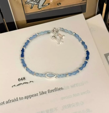 Handwoven Gradient Blue Fish Bracelet - Unique Design, Elegant & Versatile Jewelry Gift for Best Friends