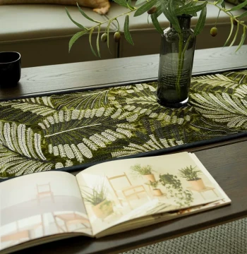 Green Background with Luxury Gold Leaf Embroidery Table Runner Atmospheric Decorative Tea Table Mat Tea Ceremony Mat Dining Table Decor Coffee Table Cloth Tablecloth