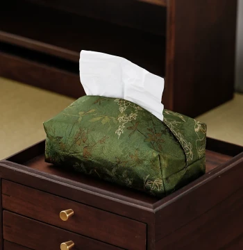Xiangyun Silk Tissue Box, Fabric Paper Towel Holder, Tea Mat, Tea Room, Living Room, Coffee Table Decor, Daily Dustproof Storage Bag