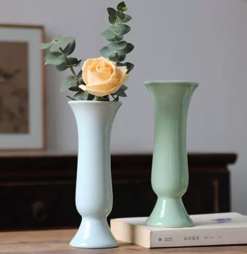 Curated New Chinese Style Tea Ceremony Flower Arrangement - Celadon Ceramic Gu Vase, Vintage Home Decor for Living Room Hydroponics