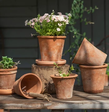 Juhan Red Clay Flower Pot, Coarse Earthenware Breathable Ceramic Planter with Tray for Succulents, Outdoor Garden, Courtyard, Balcony