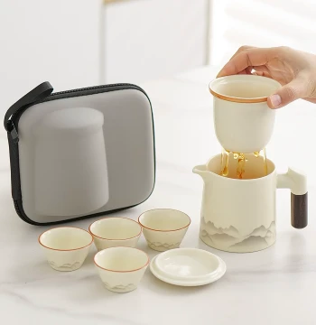 2026 New Complete Travel Tea Set Portable Outdoor Car Quick Cup Ceramic Teapot Tea Cup Gongfu Tea Set