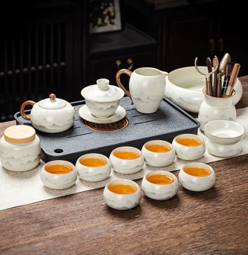 Premium Ru Kiln Kung Fu Tea Set, Home Ceramic Crackle Glaze Gaiwan, Teapot, and Teacup Complete Set, Trendy Living Room Tea Ceremony