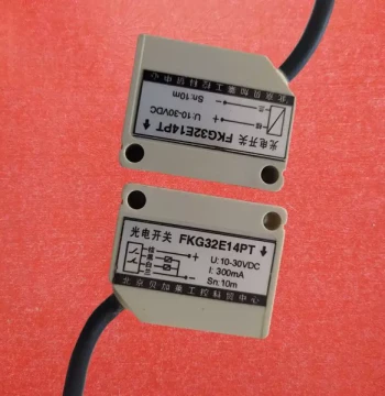 IP68 Waterproof Through-Beam Photoelectric Sensor FKG32E14PT, 10m Range, Anti-Interference, PNP NO/NC