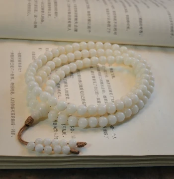 Natural White Bodhi Root 108-Bead Mala Bracelet – Round Bead Multi-Wrap Necklace Jewelry for Men and Women