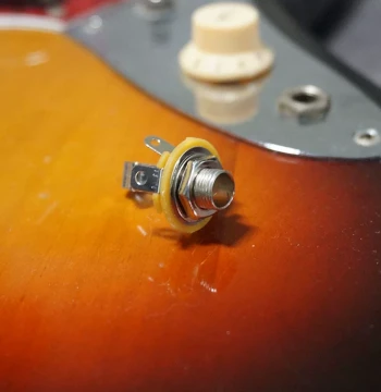 Audio Output Jack, Electric Guitar and Bass Wiring Socket Connector, 6.35mm Input Interface, Instrument Accessories