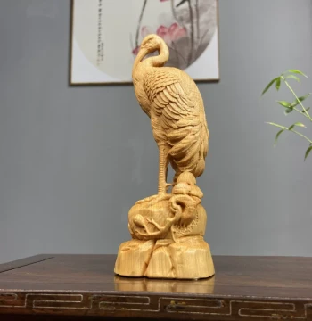 Taihang Thuja Wood Carving: Pine and Crane for Longevity, 18cm High, Creative Root Sculpture for Home Decor, Chinese Style Living Room Ornament