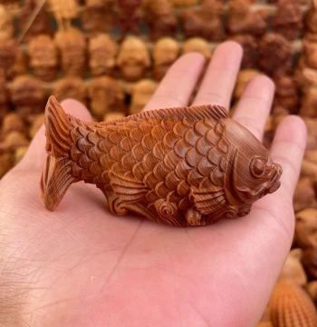 Natural Thuja Solid Wood Carving 'Surplus Year After Year' Carp Hand Piece Wenwan Home Decor Craft Desktop Ornament