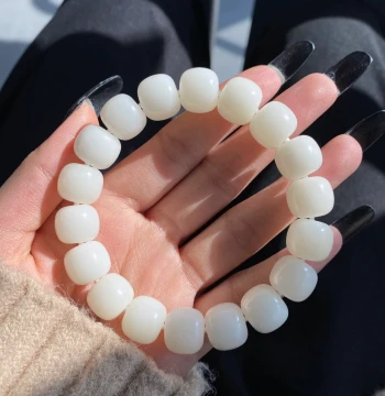 Natural White Jade Bodhi Root Bracelet | High Oil & Density Single-Loop Meditation Beads for Stress Relief