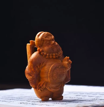 Taihang Thuja Aged Wood Carving of Heavenly Master Zhong Kui Statue, Collectible Handheld Piece, Desktop Ornament S-Craft