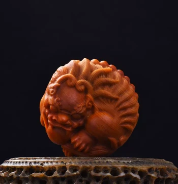 Taihang Cliff Cypress Aged Material Wood Carving of Pixiu Holding a Ball, Collectible Handheld Ornament, Carved Craft for Wealth Attraction, Desktop Small Display