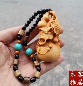 Thuja Handpiece, Multi-Seeded Gourd Solid Wood Carving, Small Ornament, Rosewood Miniature, Cultural Play Craft Gift, Car Hanging Dragon Gourd