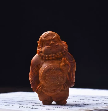 Taihang Thuja Wood Aged Material Carved Celestial Master Zhong Kui Statue, Collectible Handheld Piece, Carved Craft, Desktop Small Ornament