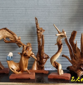 Thuja Occidentalis Taihang Thuja Occidentalis Aged Material Ornament Shaped Material Old Material Premium Thuja Ornament Thuja Hand Piece Backflow Incense
