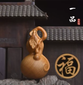 Taihang Thuja Red Oil Aged Wood Carved Gourd: Fortune & Prosperity Wenwan Playable Decorative Craft
