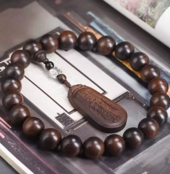 Lightning-Struck Thuja Handheld Hanging Ornament Buddhist Bead Bracelet for Men and Women, Wenwan Prayer Beads with Tai Sui Carved Tag for Play