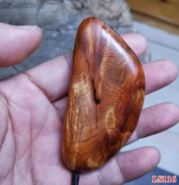 Liangshan Aged Thuja Full Burl Flame Pattern Bird's Eye Lady's Handheld Piece Raw Wood Cultural Play Girls' Wood Carving Handheld Item