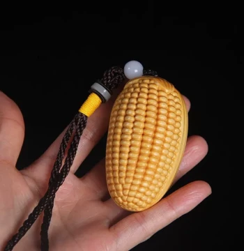 Red Sandalwood Taihang Thuja Wood Carving 'Abundance of Gold and Jade' Handheld Ornament, Car Pendant, Collectible Wooden Corn Object for Hand Rolling