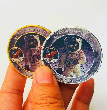 USA Astronaut Apollo Gold-Plated Painted Commemorative Medal Play Space Gold Coin Astronaut Coin Commemorative Coin