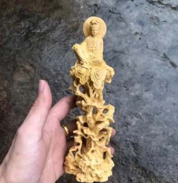 Thuja and Boxwood Carved Free-and-Easy Sitting Guanyin on Rattan: Home Decor, House-Protecting Ornament, Solid Wood Wenwan Craft