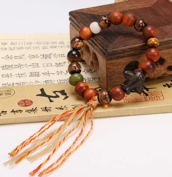 High-Oil Thuja Airplane Bracelet, 18-Seed Multi-Treasure Bracelet, 18-Seed Buddhist Prayer Beads, Cultural Play Handheld Beads, Car Hanging Ornament, Ancient Style