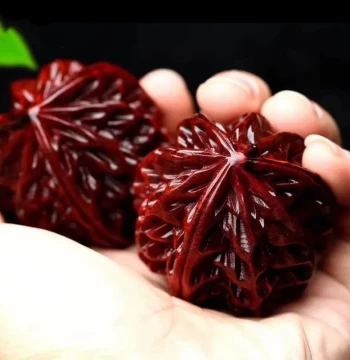 Authentic Small-Leaf Red Sandalwood Walnut Health Balls, Hand Piece, Hand Ball for Play, Elderly Fitness Balls, Collectible Hand Spinning Balls, Gift