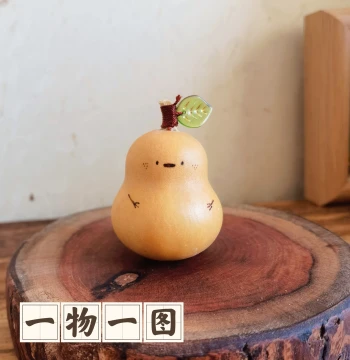 Unique Natural Small Gourd, Chubby Hand-Rolled Pyrography Pendant for Office Stress Relief, Fortune-Attracting Cute Display Piece
