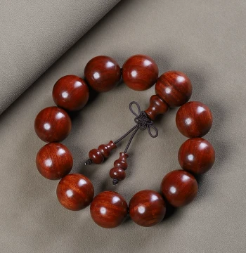 Zambian Small-Leaf Red Sandalwood Buddhist Bead Bracelet, Blood Sandalwood Prayer Beads, High-Density Aged Material for Men and Women, Exquisite Craftsmanship Rosewood Cultural Play