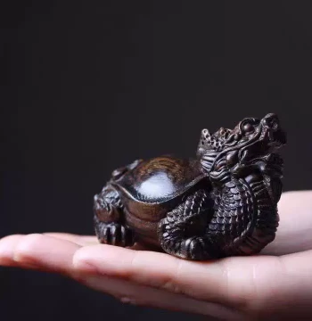 Dalakan Agarwood Carved Dragon Turtle Auspicious Beast Ornament Wenyang Palming Creative Gift Hand-Held Craft Peaceful Life