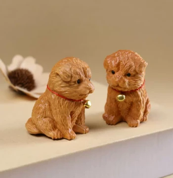Cliff Cypress Wood Carving Unpainted Unwaxed Puppy Handheld Piece, Wood Carving Zodiac Cute Animal Rural Dog Wangcai Collectible Ornament