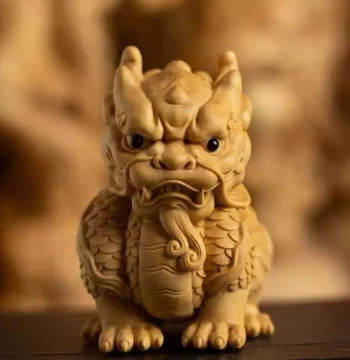 Taihang Thuja Sutchuenensis Backing Qilin Ornament Solid Wood Carved Auspicious Beast Qilin Wealth Attracting Home Decor Car Ornament Wenwan