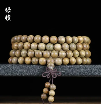 Argentine Green Sandalwood Buddhist Bead Bracelet 108 Beads Sandalwood Old Material Sinking Water Versatile Bracelet Women Prayer Beads Collectible Accessory