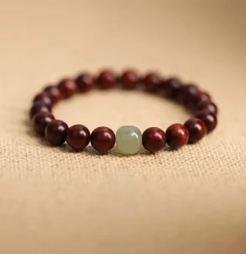 Retro Small-Leaf Red Sandalwood Bracelet – Black Ebony or Nanmu Wood with Hetian Jade Accents, Unisex Wooden Bracelet for Disc Play, Ideal Gift for Friends