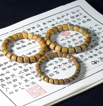 Straight-Cut Barrel Bead Bracelet - Handcrafted Premium Sandalwood and Rosewood Mini Bracelet for Men and Women, Minimalist Instagram-Style Collectible Single Loop
