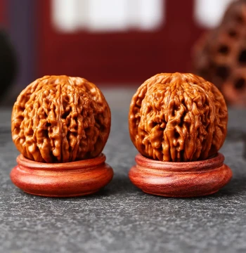 Four-Story Building Collectible Walnuts Premium Play Rolling Official Hat Lion's Head Handheld Piece Peach Nut Hand Play Qilin Pattern Antique