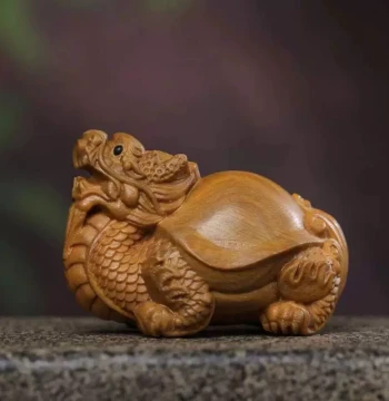 Green Sandalwood Carved Baxia Dragon Turtle Palm Piece, Unisex Portable Collectible, Solid Wood Lucky Beast Ornament Craft