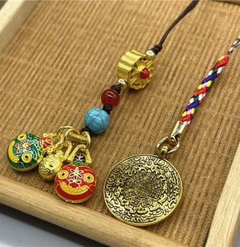 Gold-Swallowing Beast Family of Three Souvenir: Phone Chain, Diamond Rope USB Drive, Short Keychain Pendant, Bagua Plate Hanging Ornament