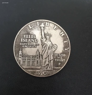 US 1 Dollar Bill - Statue of Liberty Foreign Coin Commemorative - Realistic Coin Replica