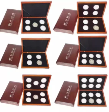 Panda Silver Coin Collection Box with 'Fu' Character Commemorative Coin Case; Scenic Spot Commemorative Coin and Currency Round Wooden Box
