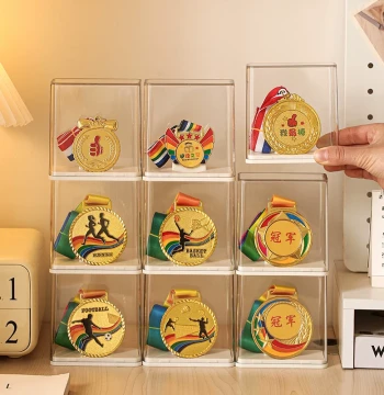 Medal Display Rack for Marathon Awards - Dust-Proof Transparent Wall-Mounted Holder for Coins, Badges, and Commemorative Items