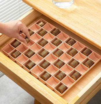 Desktop One-Yuan Coin Compartmentalized Storage Box, 50-Cent and 10-Cent Coin Organizer, Commemorative and Game Coin Storage Case